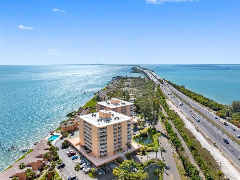 7430 Sunshine Skyway Ln S #406, FL