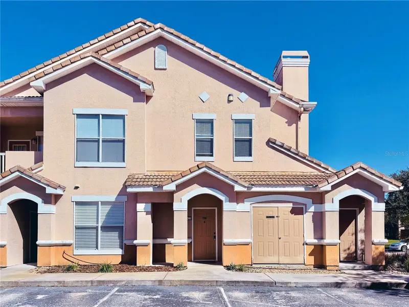 18013 Villa Creek Dr, FL