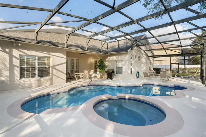 7939 Sea Pearl Cir, FL