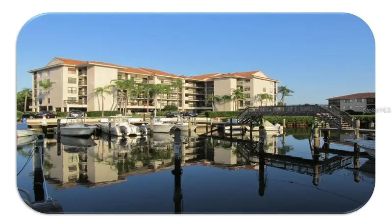1806 Mariner Dr #318, FL