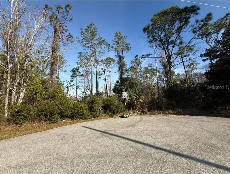 3 Kalmar Pl, FL