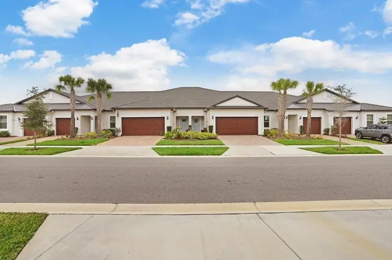 10385 Echo Dock Loop, FL