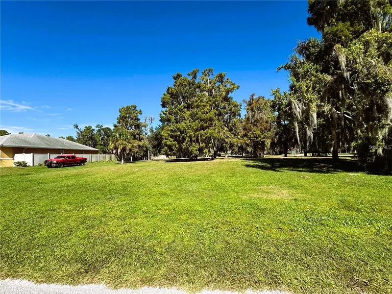 Lake Pierce Dr, FL