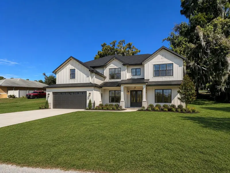 Lake Pierce Dr, FL