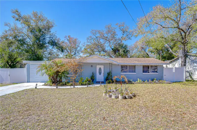 8302 N Edison Ave, FL