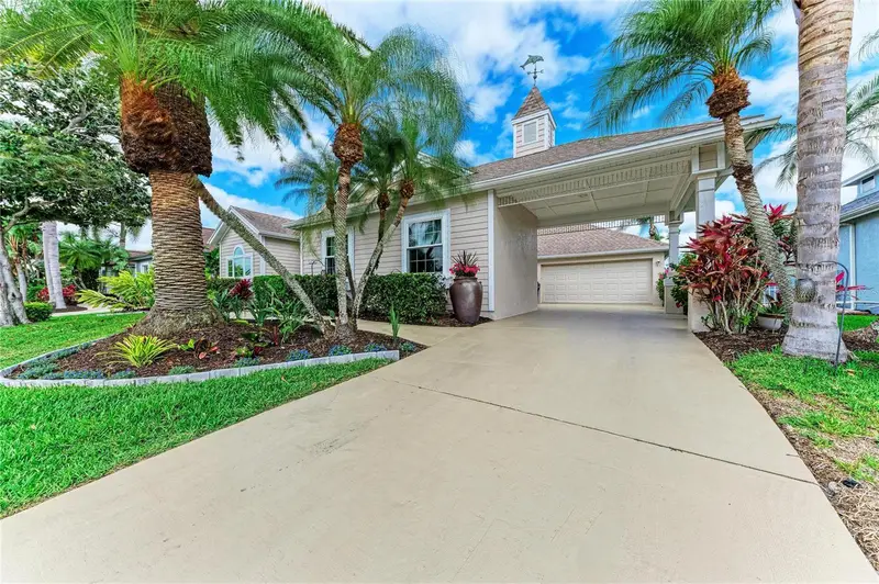 4735 Spinnaker Dr, FL