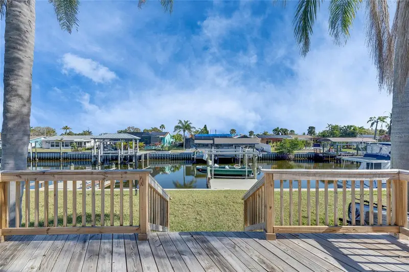 1025 Apollo Beach Blvd #1, FL