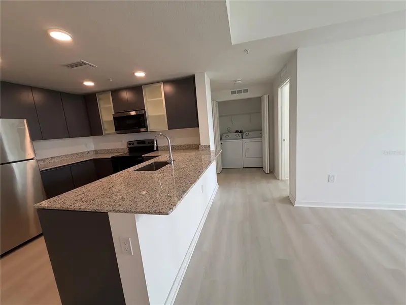 5587 Millenia Park Blvd #121, FL