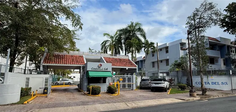 5870 José M. Tartak #B1, PR