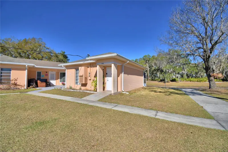 2319 Club Cir, FL