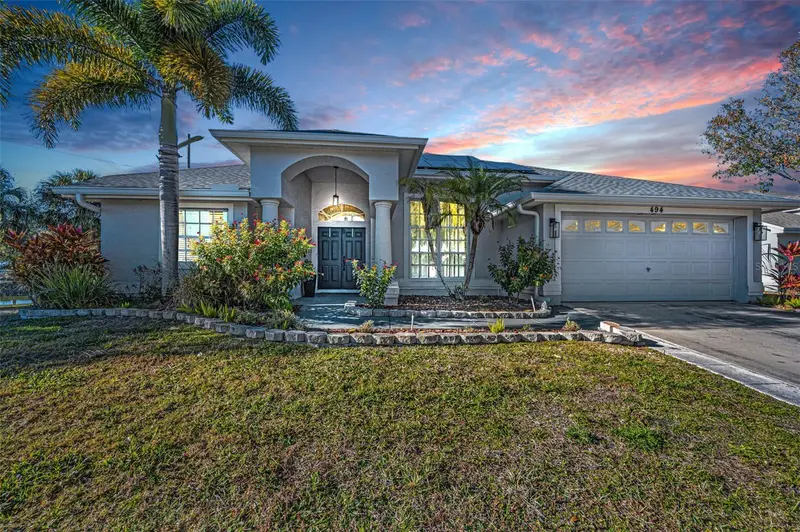 494 Village Dr, FL