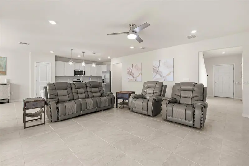 2238 Lovely Ln, FL