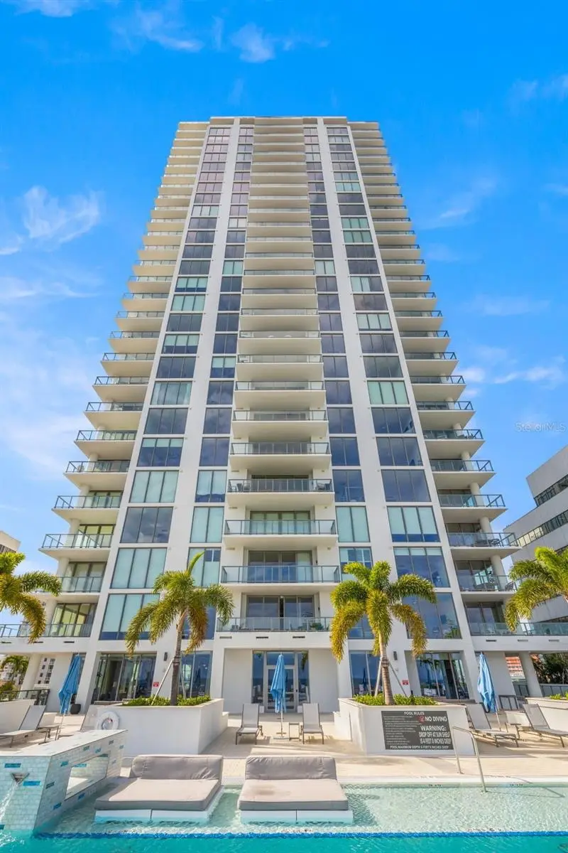 301 1st St S #3205, FL