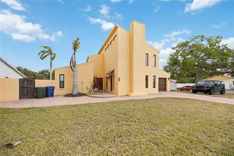 6515 Mauna Loa Blvd, FL