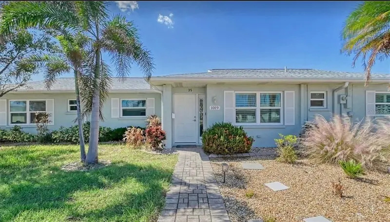 1019 Beach Manor Ctr #35, FL