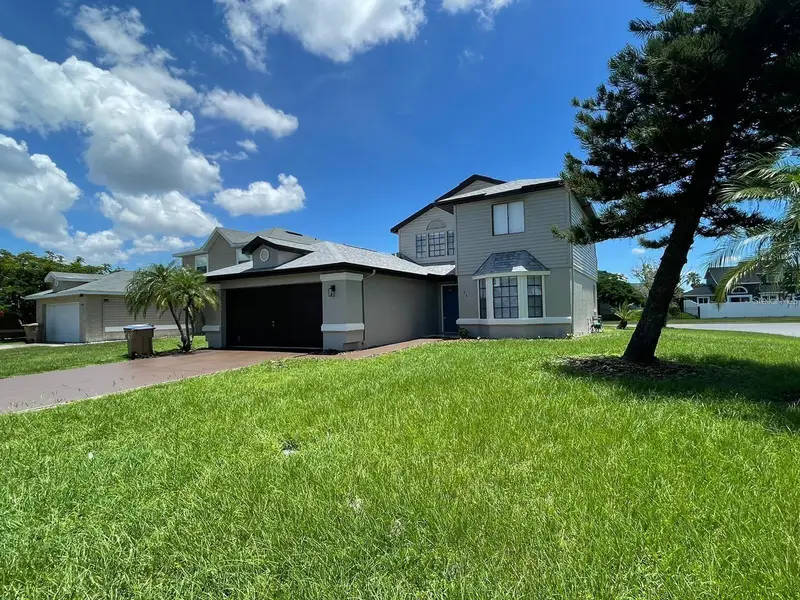 198 N Lake Ct, FL