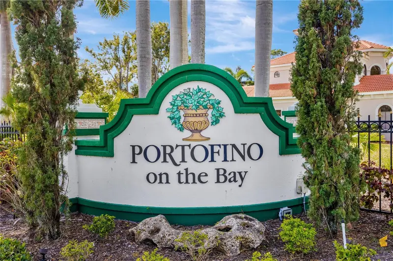 1680 Assisi Dr #13, FL