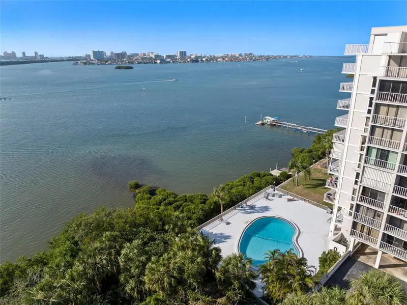 500 N Osceola Ave #406, FL