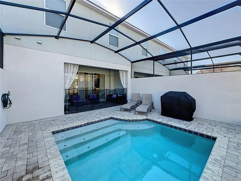 1800 Tropical Palms Cir, FL