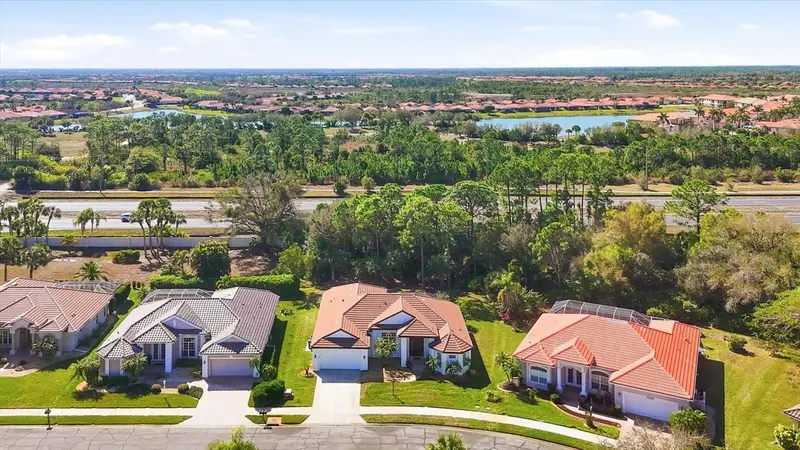 4967 Wild Daisy Ln, FL