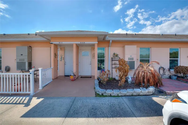 5109 Club Cir, FL
