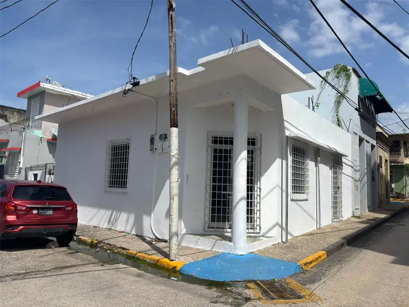 16 Celis Aguilera St. Cor, PR