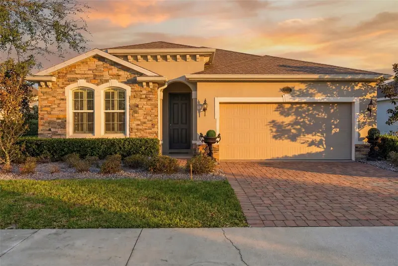 1560 Chelsea Manor Cir, FL