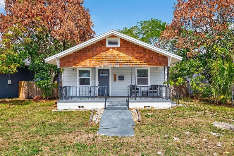 2604 E 18th Ave, FL