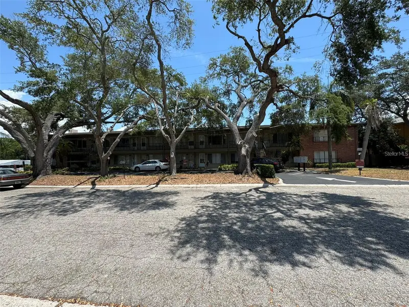 1257 Drew St #14, FL