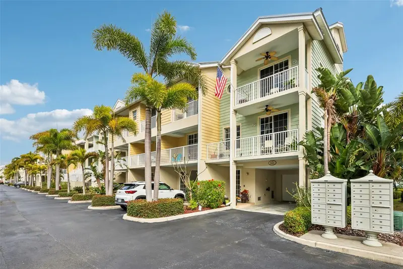 533 Bahia Beach Blvd, FL