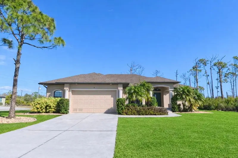 2 Stern Pl, FL
