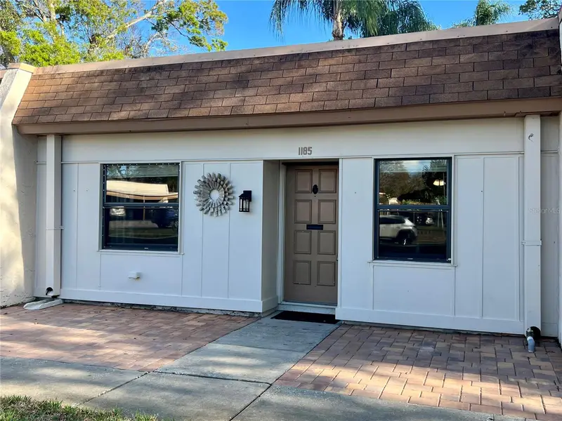 1185 Mission Cir, FL