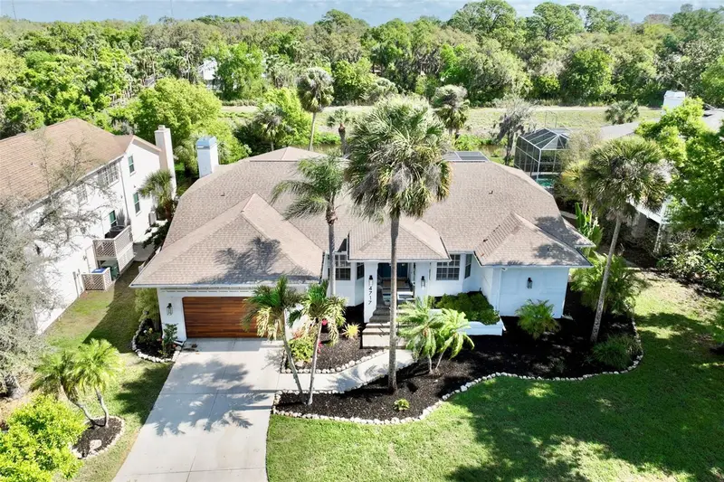 4717 E Trails Dr, FL