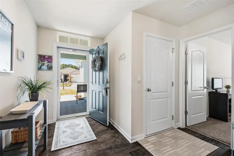719 Grand Reserve Dr, FL