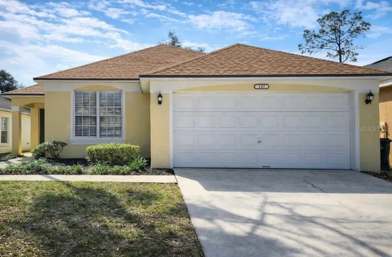 159 Grosvenor Loop, FL