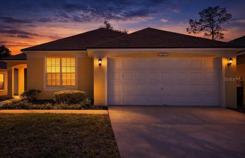 159 Grosvenor Loop, FL