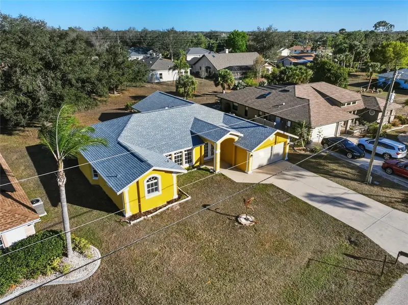 122 Valdiva St, FL