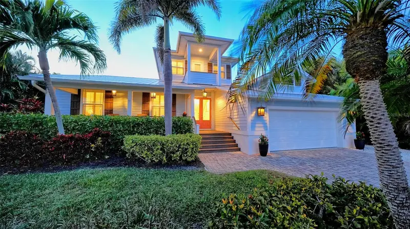 605 N Point Dr, FL