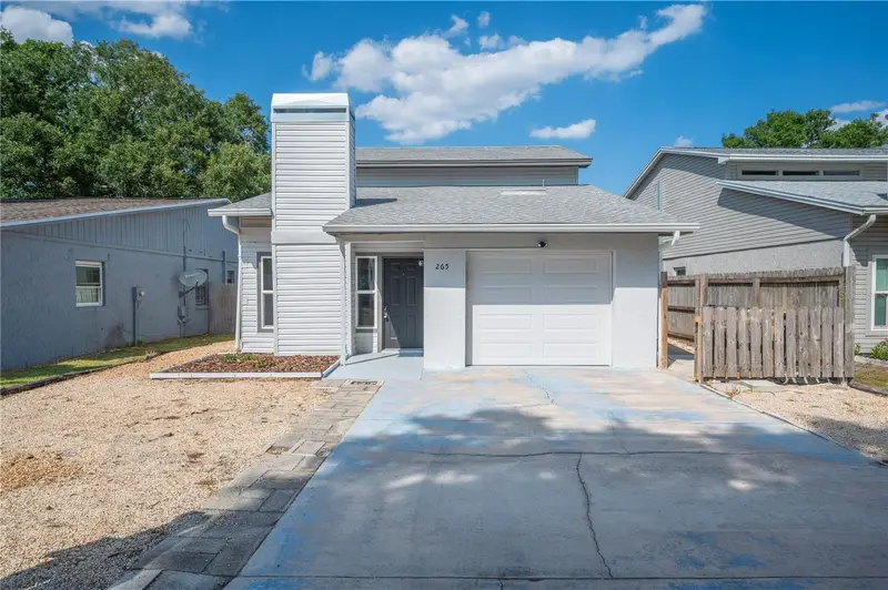 265 Lake Thomas Dr, FL