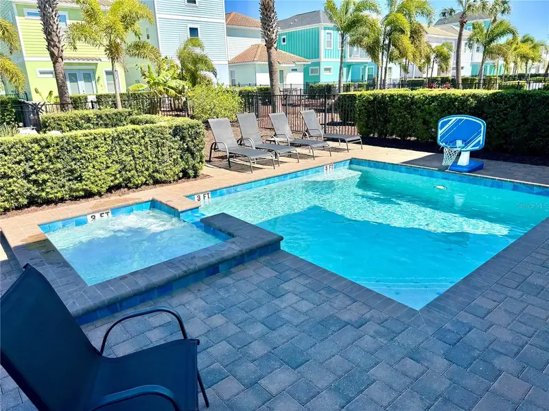 8014 Knee Deep Rd, FL