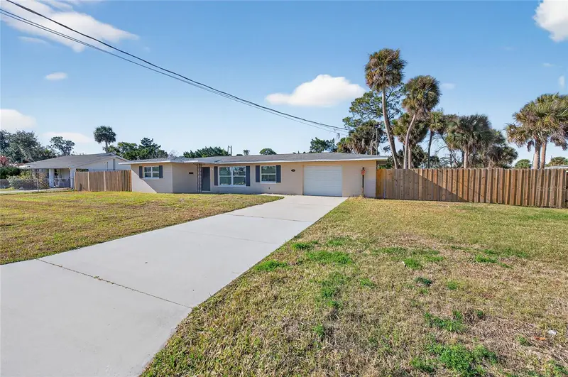 123 W Ocean Ave, FL