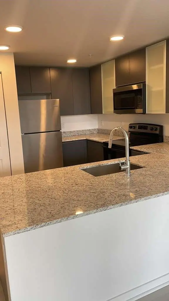 5587 Millenia Park Blvd #111, FL