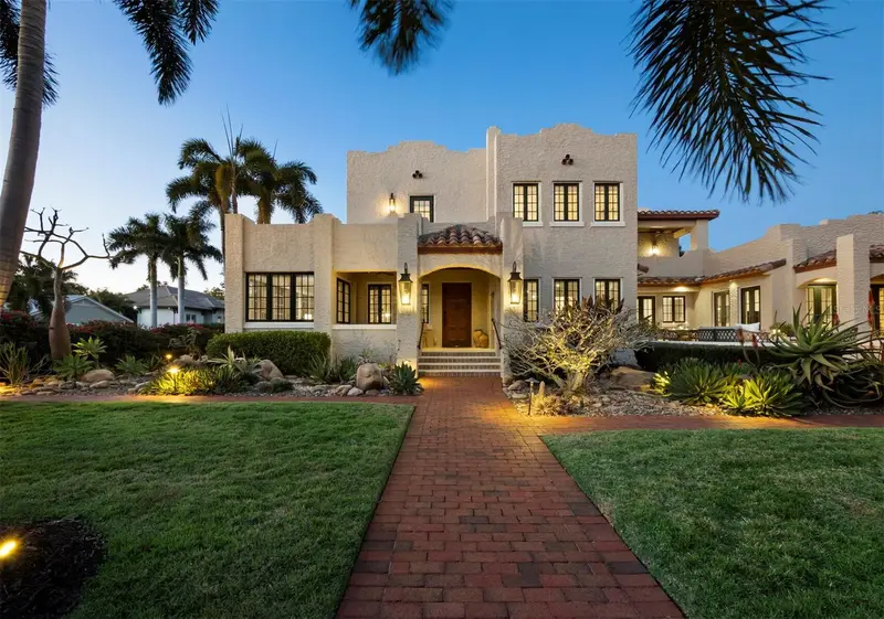 1905 Alta Vista St, FL