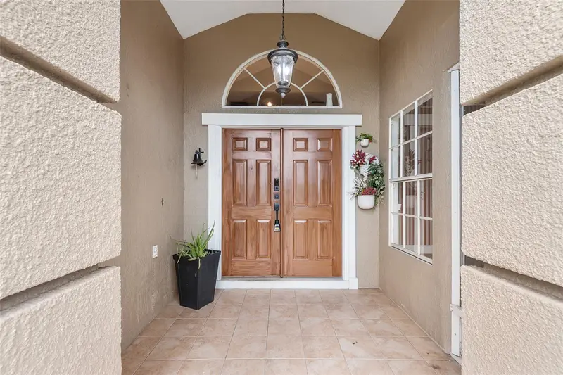 8353 Pavilion Dr, FL