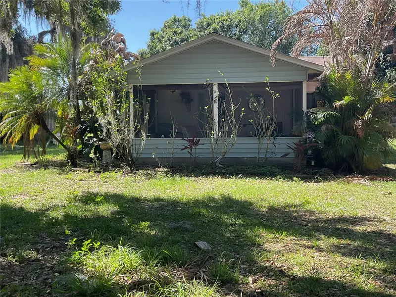 3221 Ne Davis St, FL