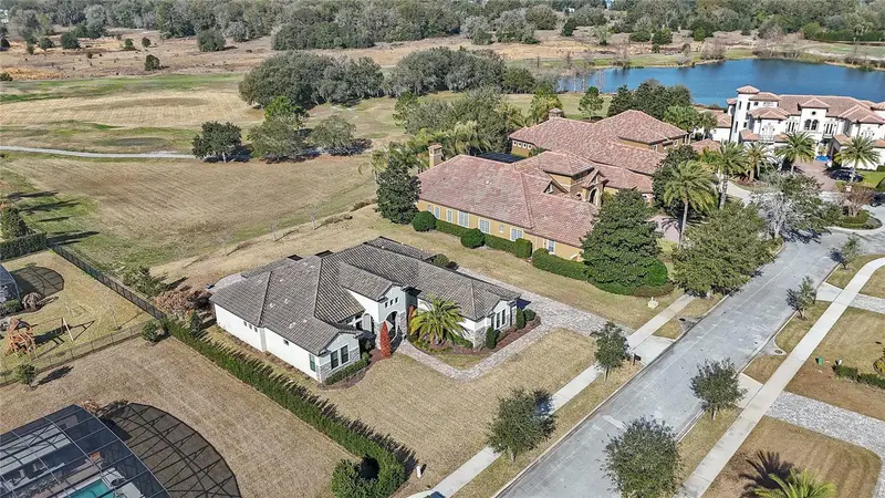 25620 Grandview Pointe, FL