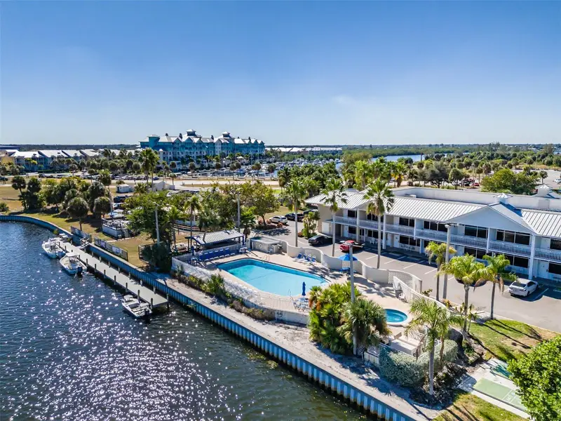 611 Destiny Dr #101, FL