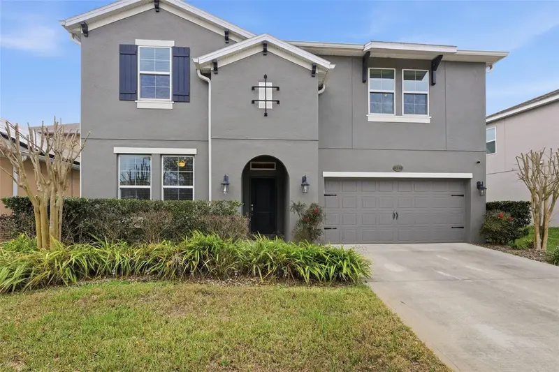 737 E Victoria Trails Blvd, FL