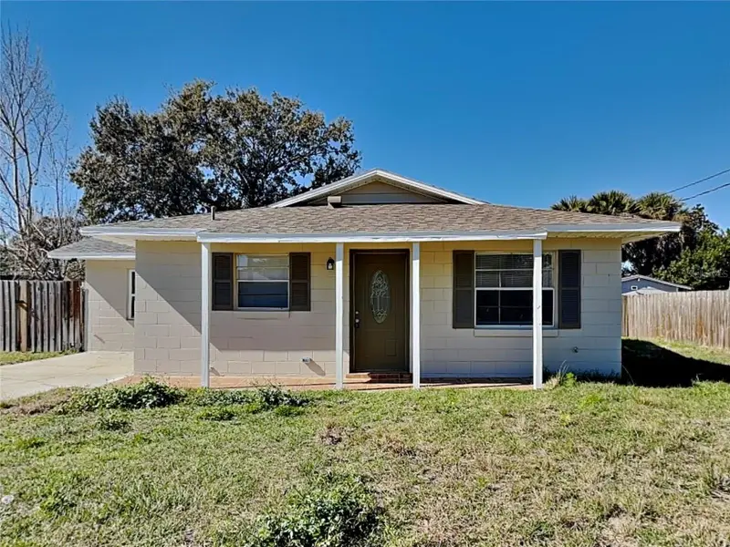 465 Oak Dr, FL