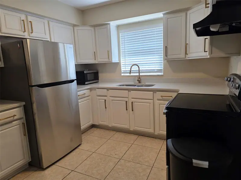 5733 66th Ln N, FL